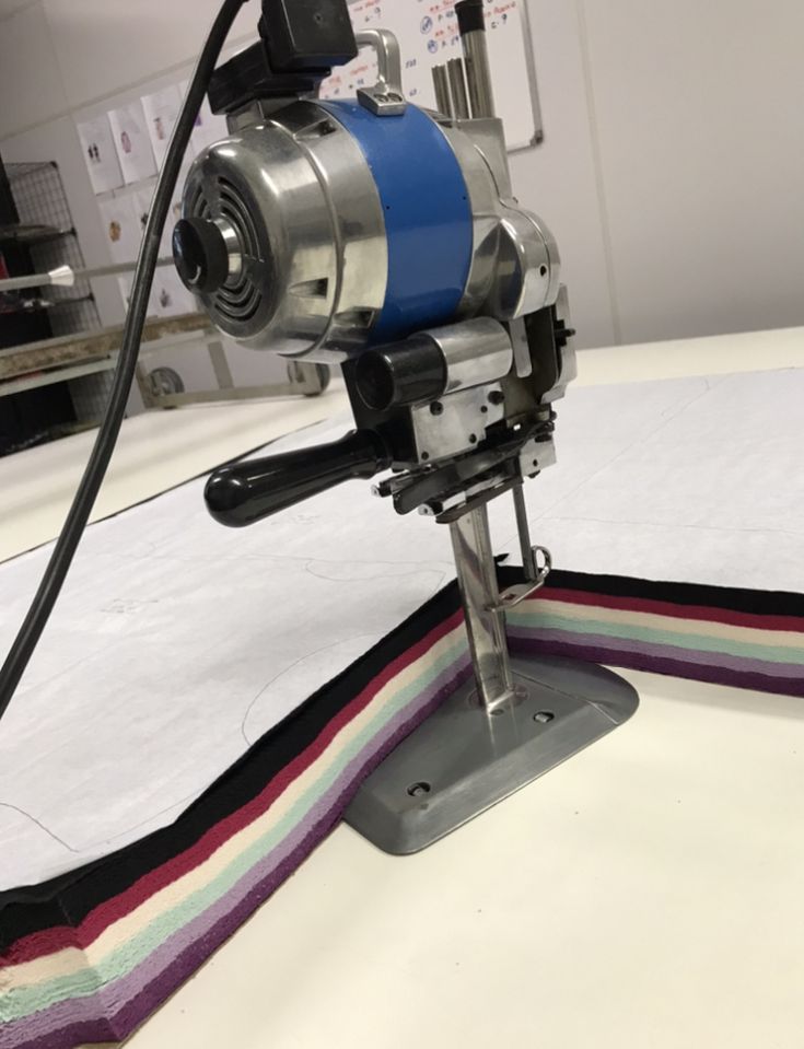 Dinson Enterprises sublimation printer in operation